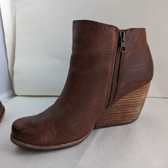 Korkease Natalya Stacked Wedge Bootie Brown Leather Zipper Boot Women's Size 6 - Picture 3 of 13